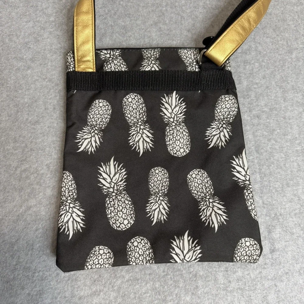 Simply Southern Crossbody Bag Purse Black & Gold Pineapples NWOT